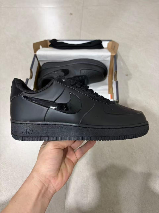 AF1 Pure Black