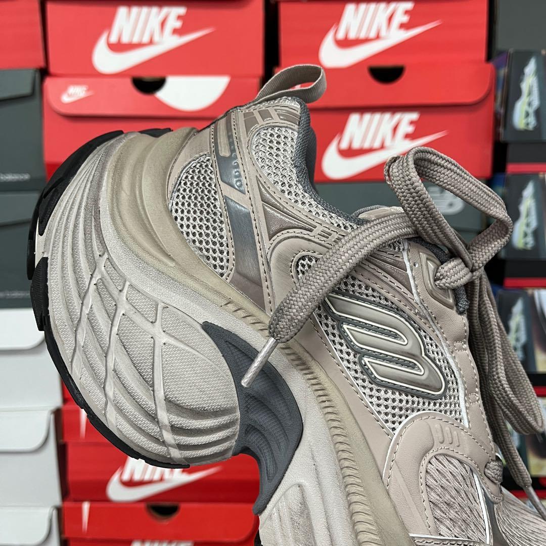 BLG 6XL Beige/Black