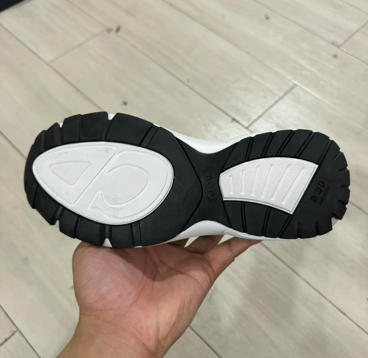 B30 White