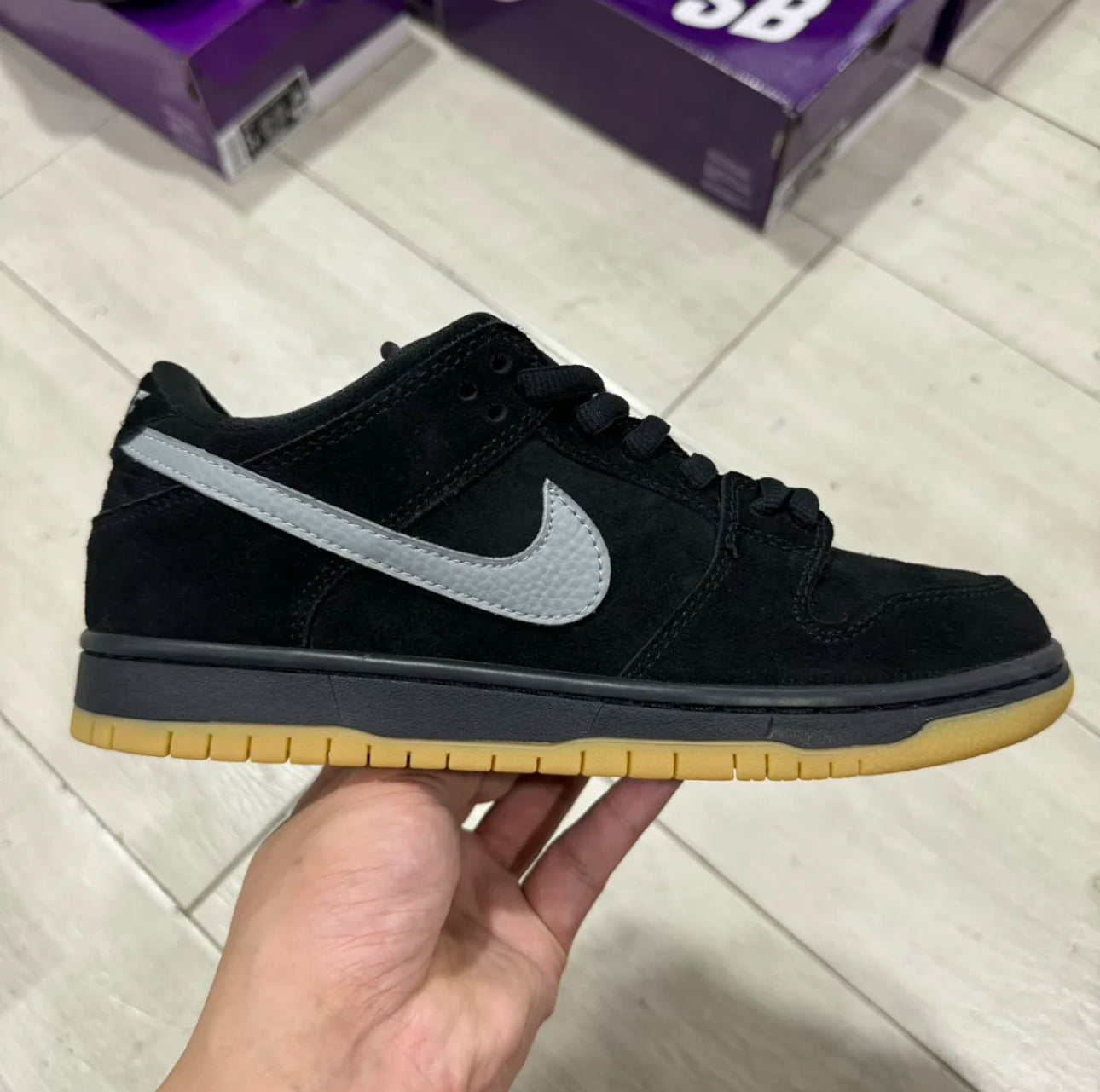 Dunk Low SB Grey Black