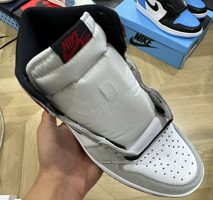 Air Jordan 1 Retro High Smoke