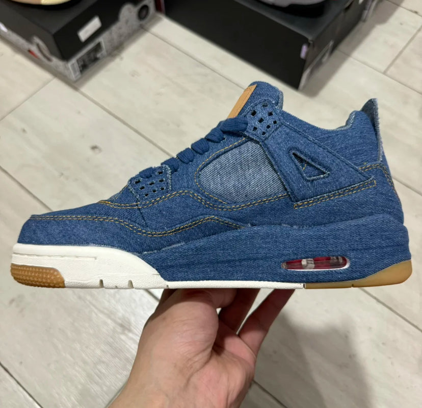 Jordan 4 Levi's