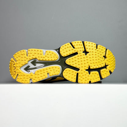 OF Be Right Back Black Yellow