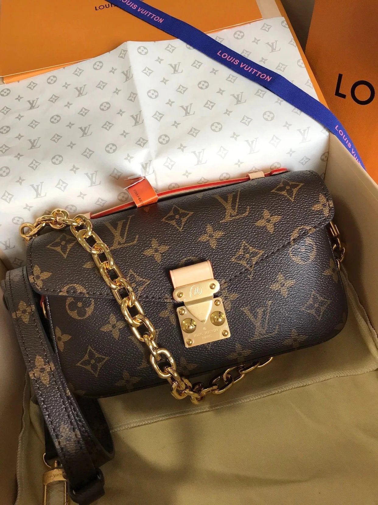 Louis Vuitton Monogram