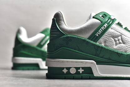 Trainer White and Green