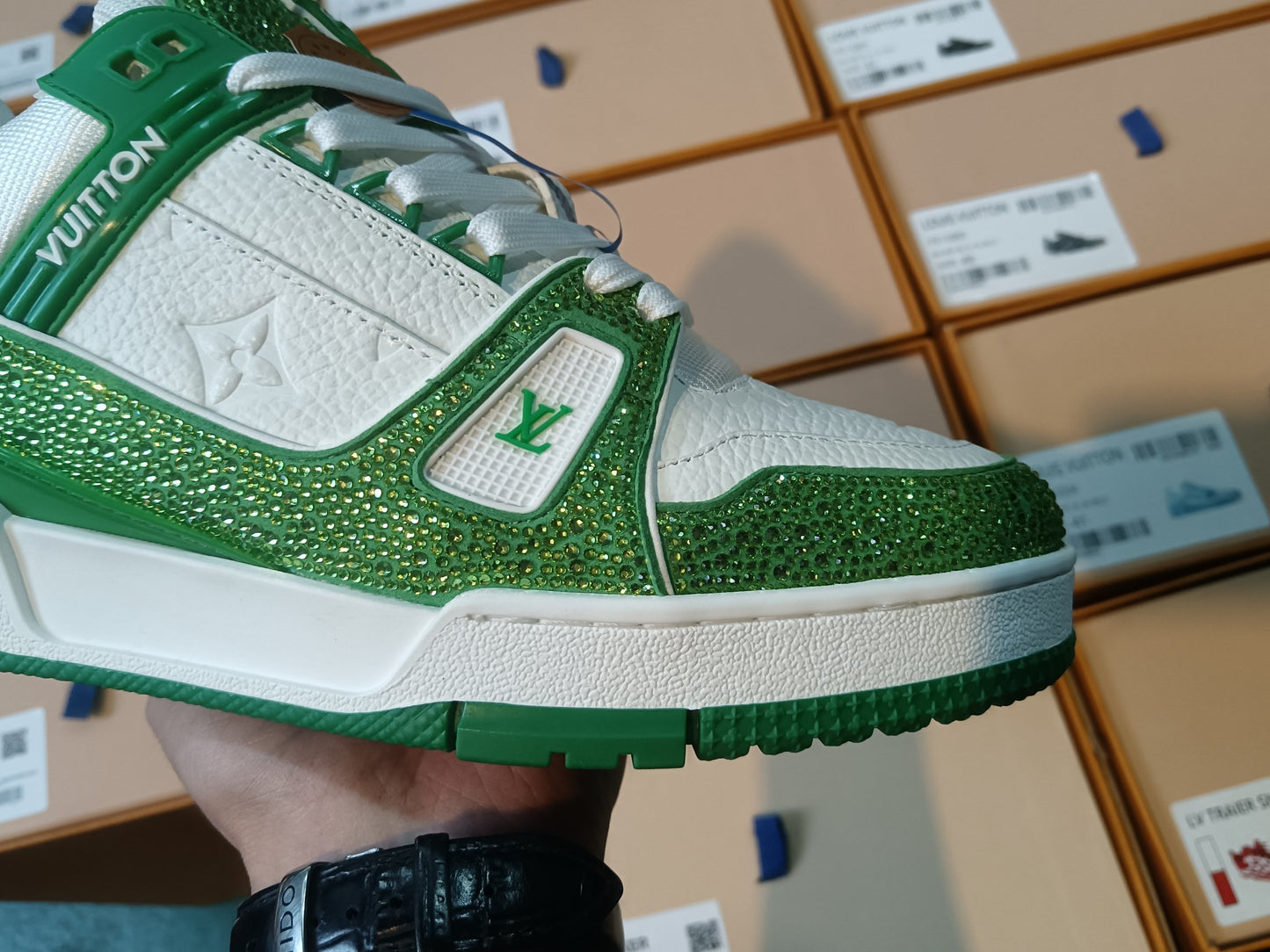 Trainer Green Crystal