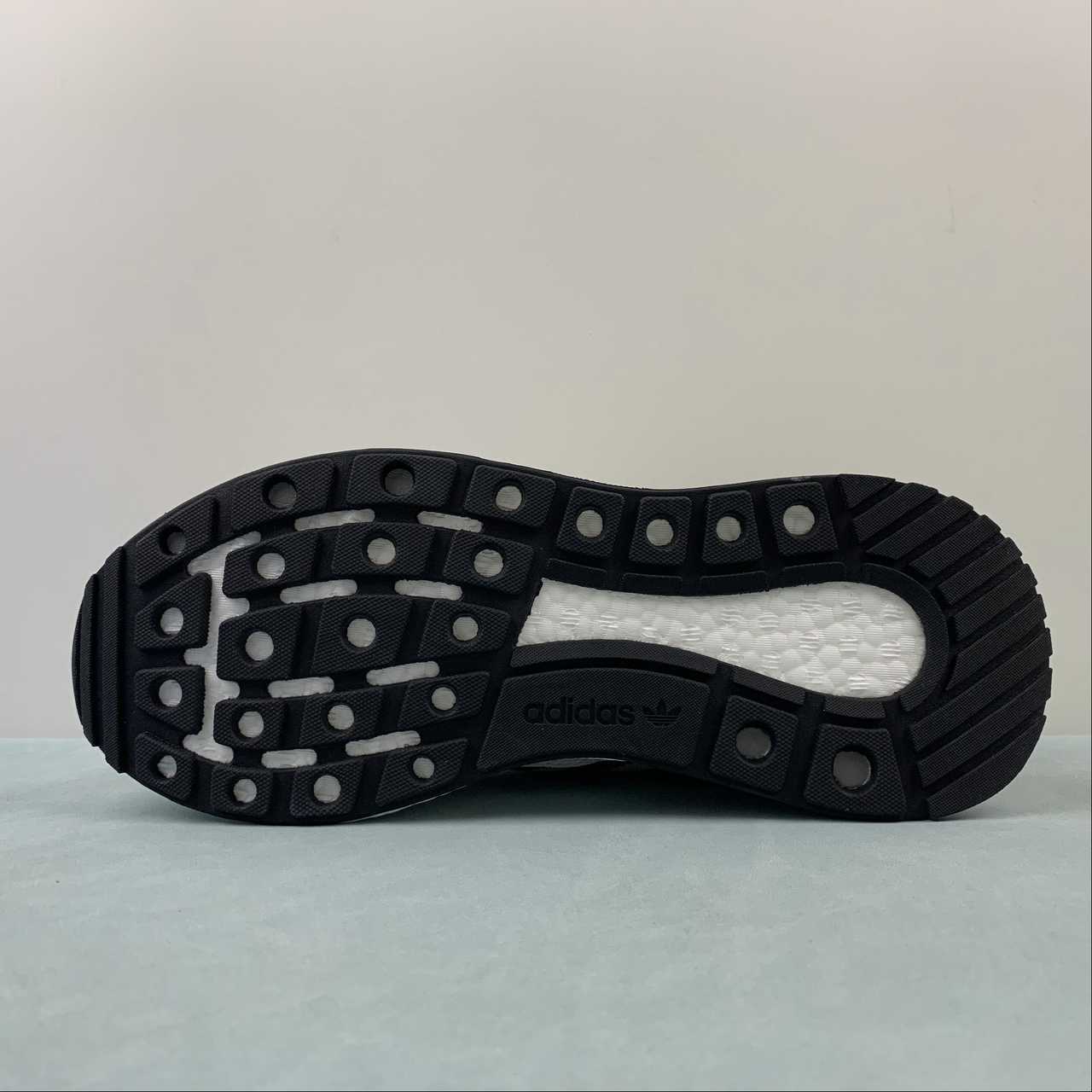 AD Boot 500 Grey Black