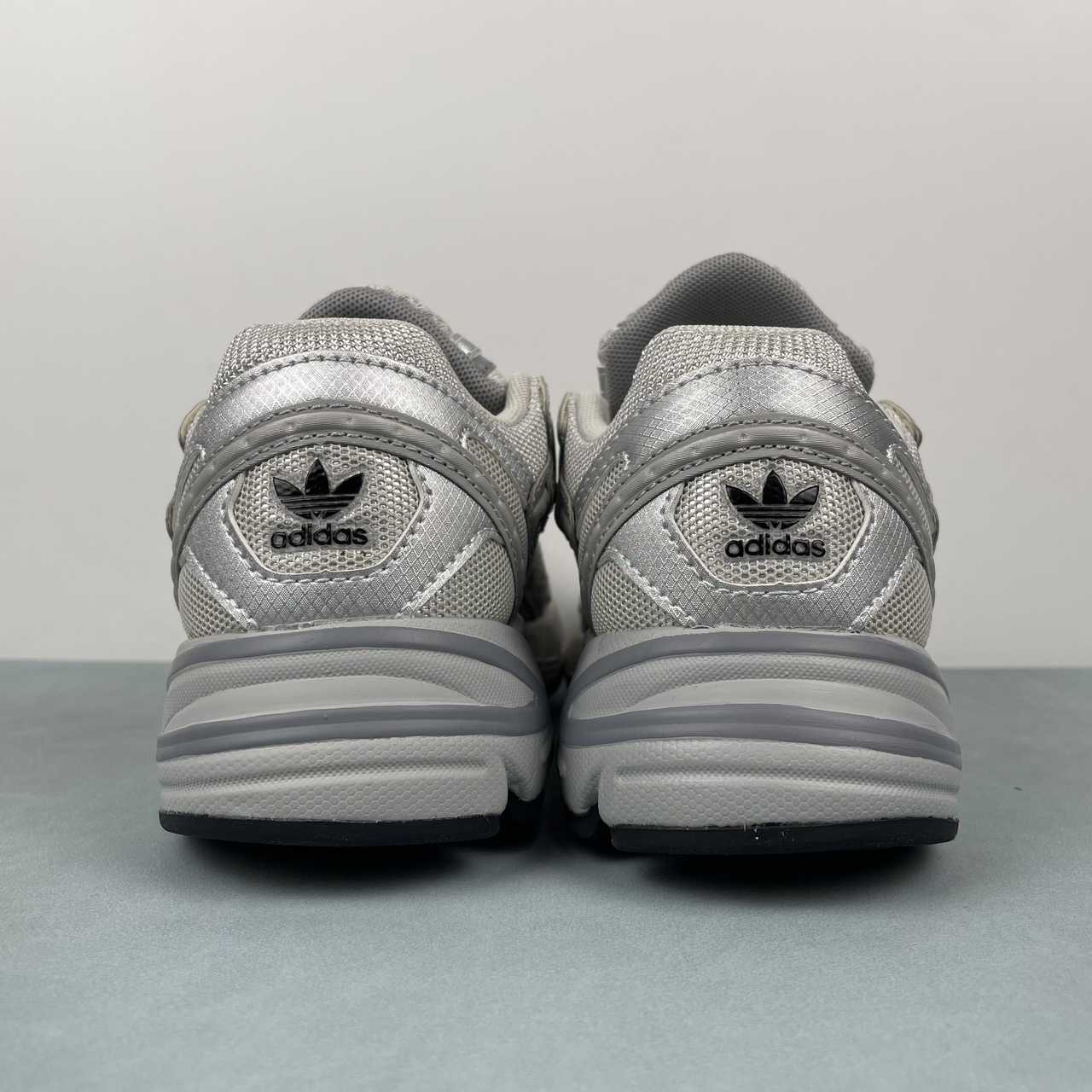 AD ASTIR Grey Silver