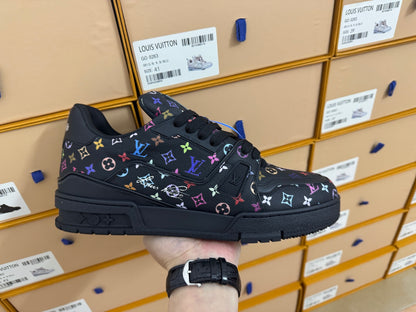 Trainer Monogram Black