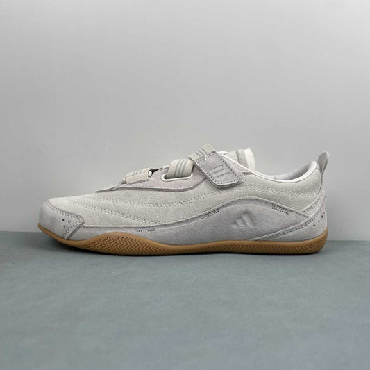 AD URBAN REVERIE White Greone Gum