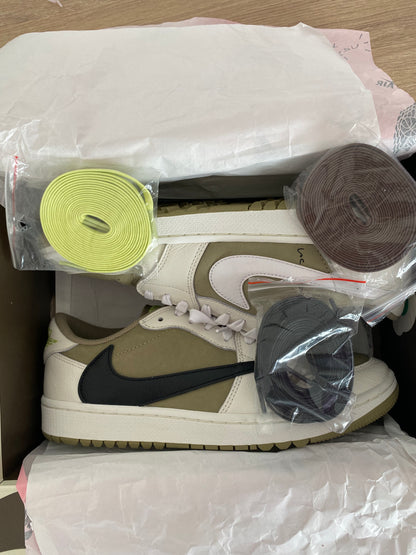 Air Jordan 1 Travis Scott Golf