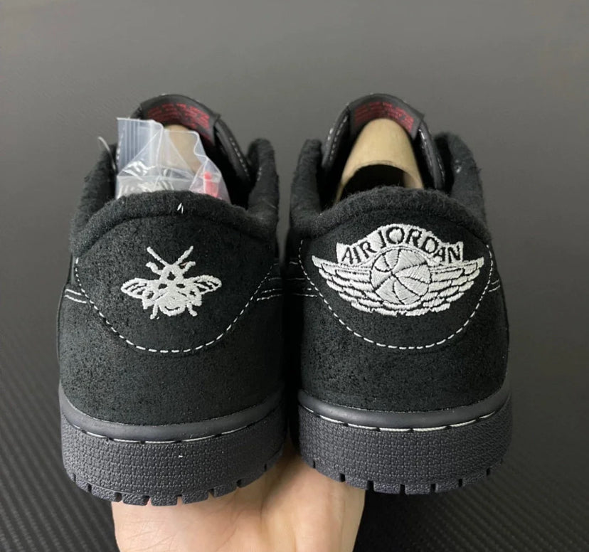 Air Jordan 1 Phantom 