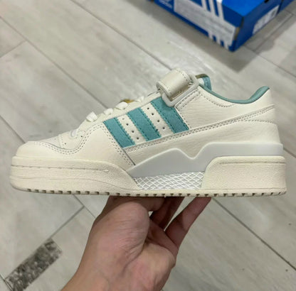 Adidas Fórum 84 x Disney