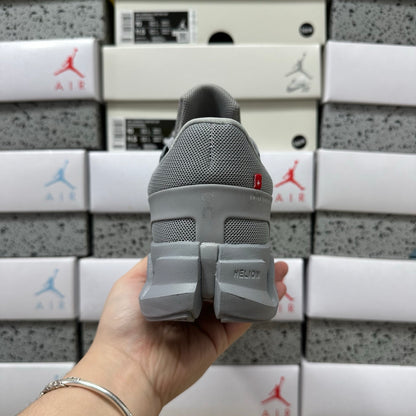 Cloudswift 4 Dark Grey