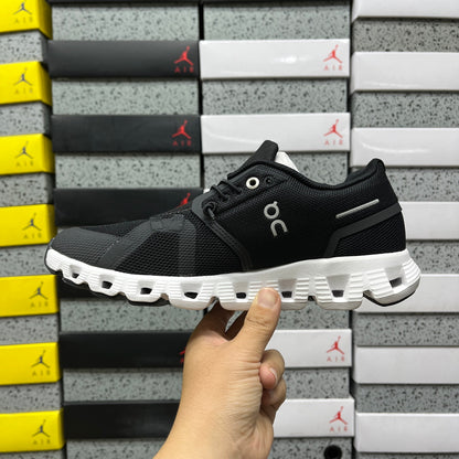 Cloud 5 Black White