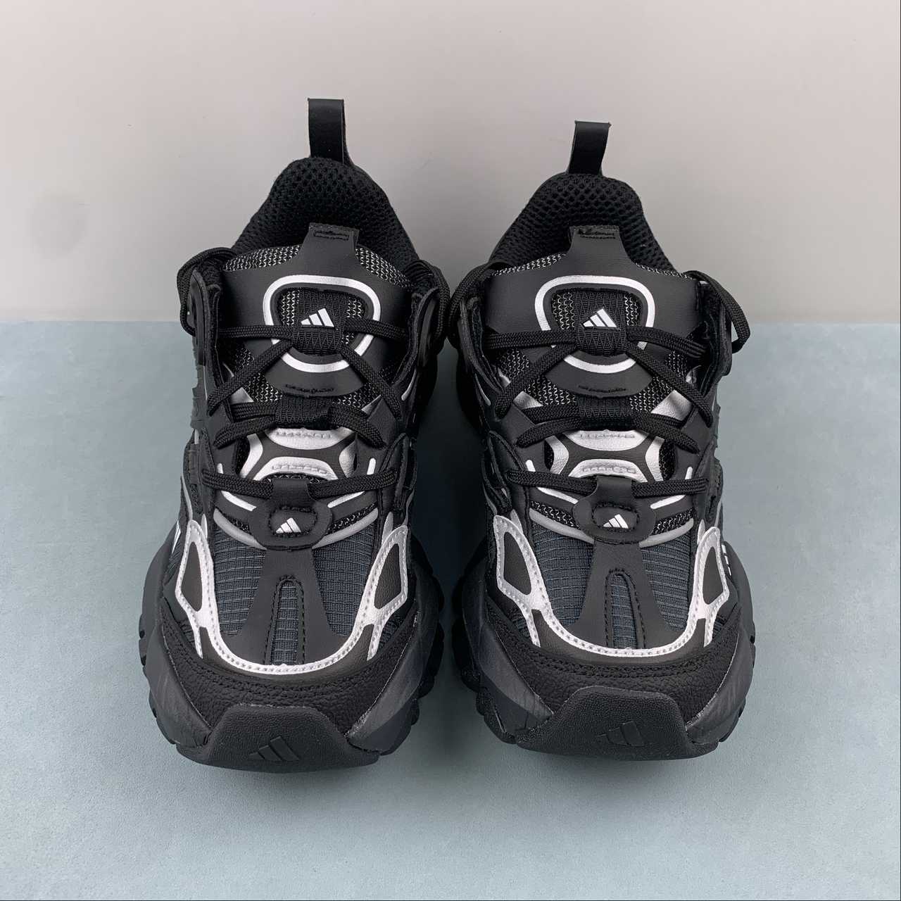 AD XLG Runner Deluxe Black White