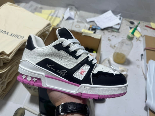 Trainer White and Pink
