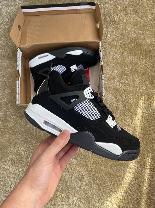 Air Jordan 4 Black and White