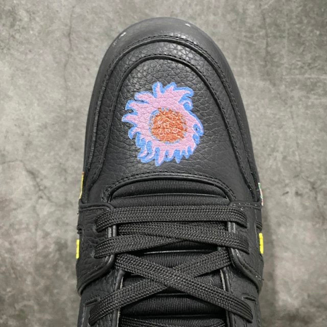 Trainer Kusama Black