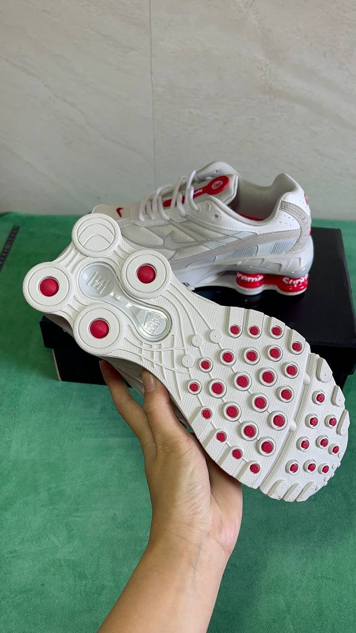 Nike Shox Supreme White