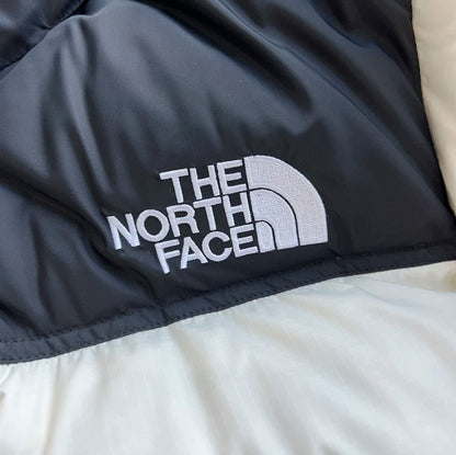 The North Face Puffer 700 White