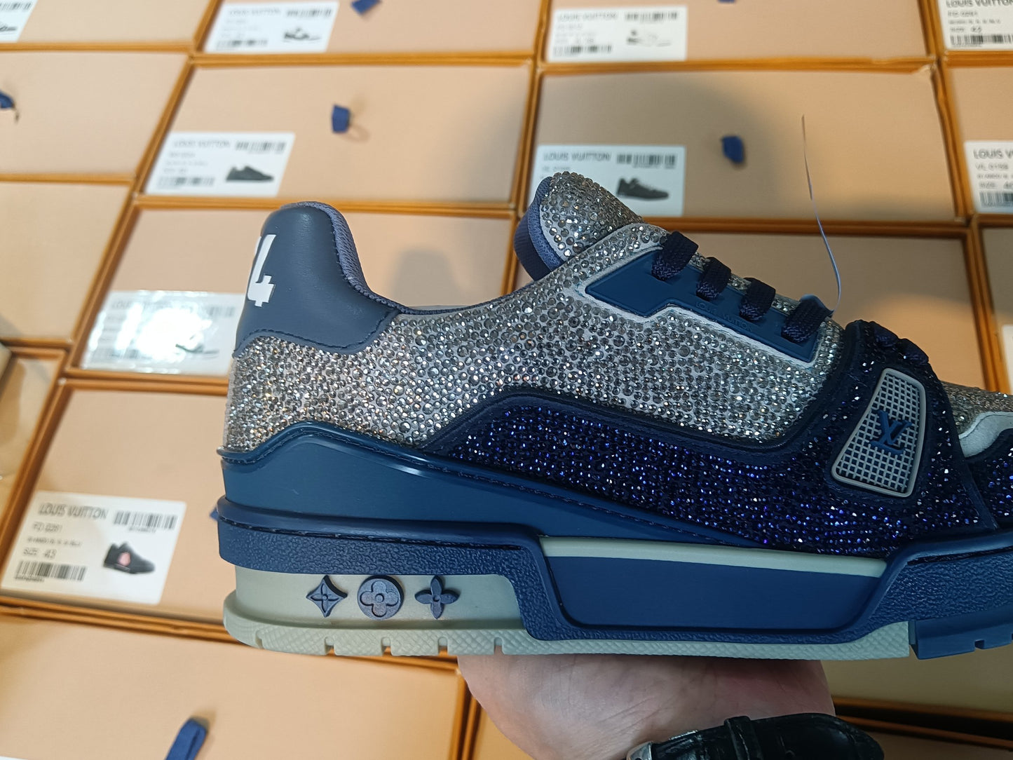 Trainer Blue