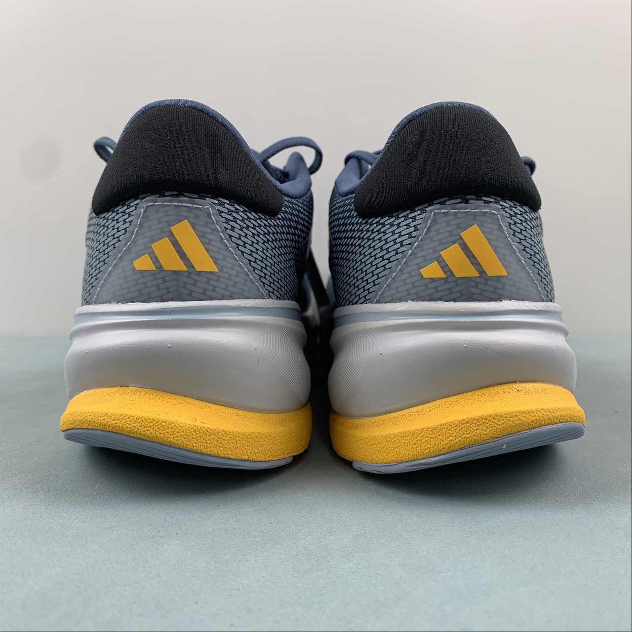 AD Supernova Blue Black