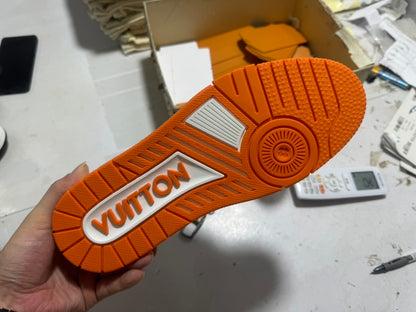 Trainer White and Orange