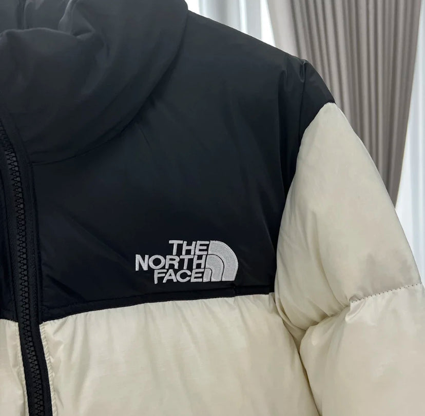 The North Face Puffer 700 White