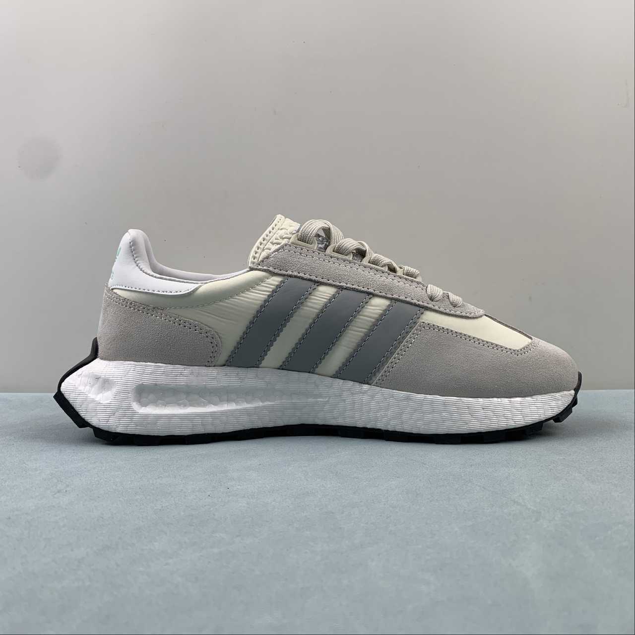 AD Retropy E5 Cream Grey