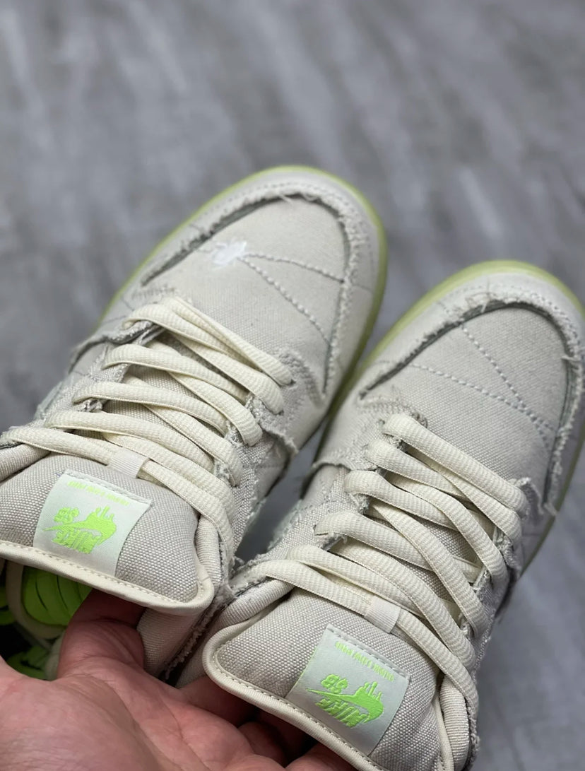 Nike SB Dunk Low "Mummy"