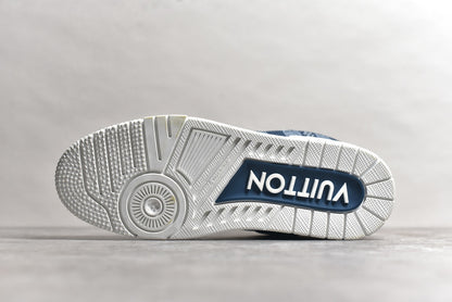 Trainer White and Blue