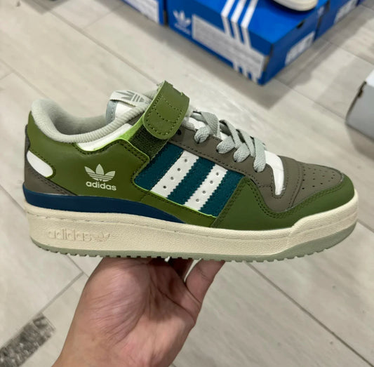 Adidas Fórum 84