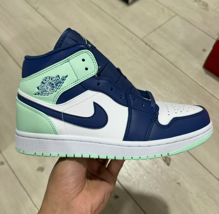 Air Jordan 1 Mid Blue Mint