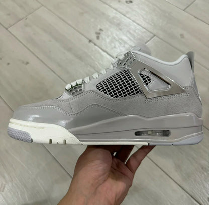 Air Jordan 4 “Frozen Moments”