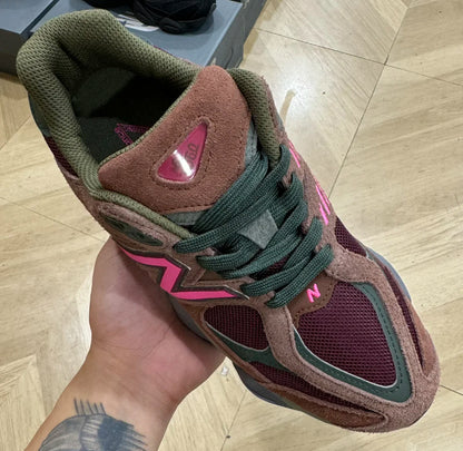 New Balance 9060 Rich Oar Burgundi