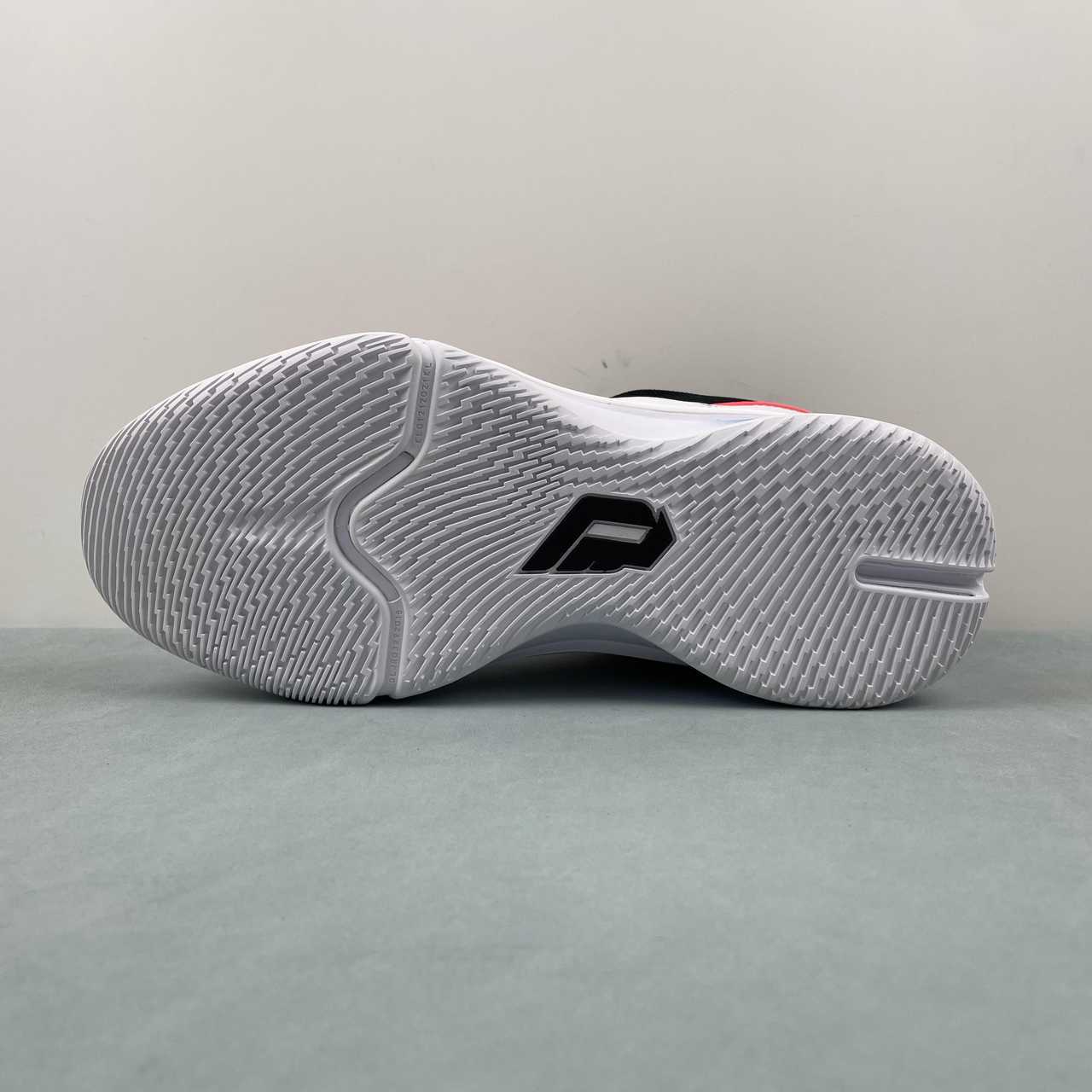 AD Dame 9 White Black Red Blue