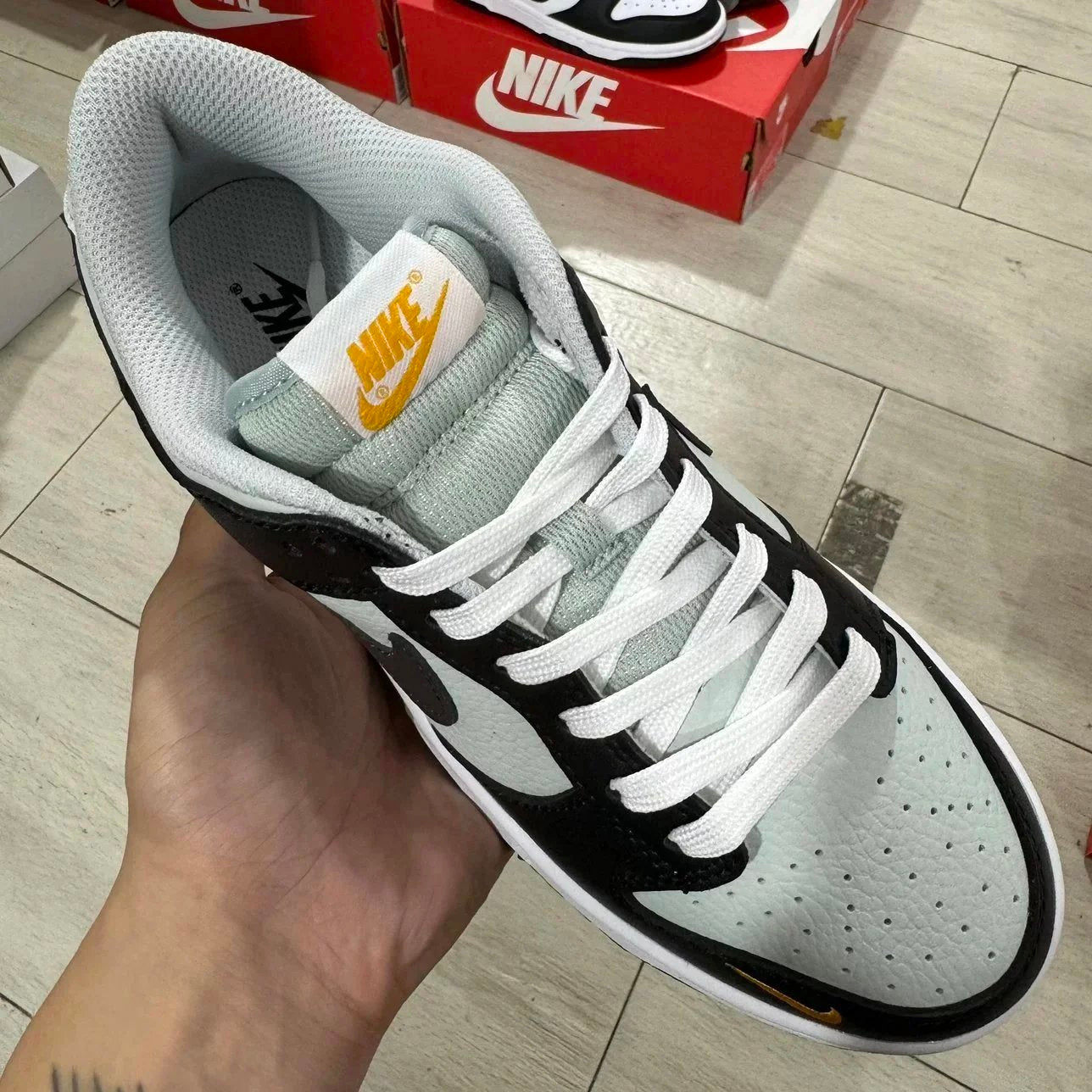 Low Black Grey