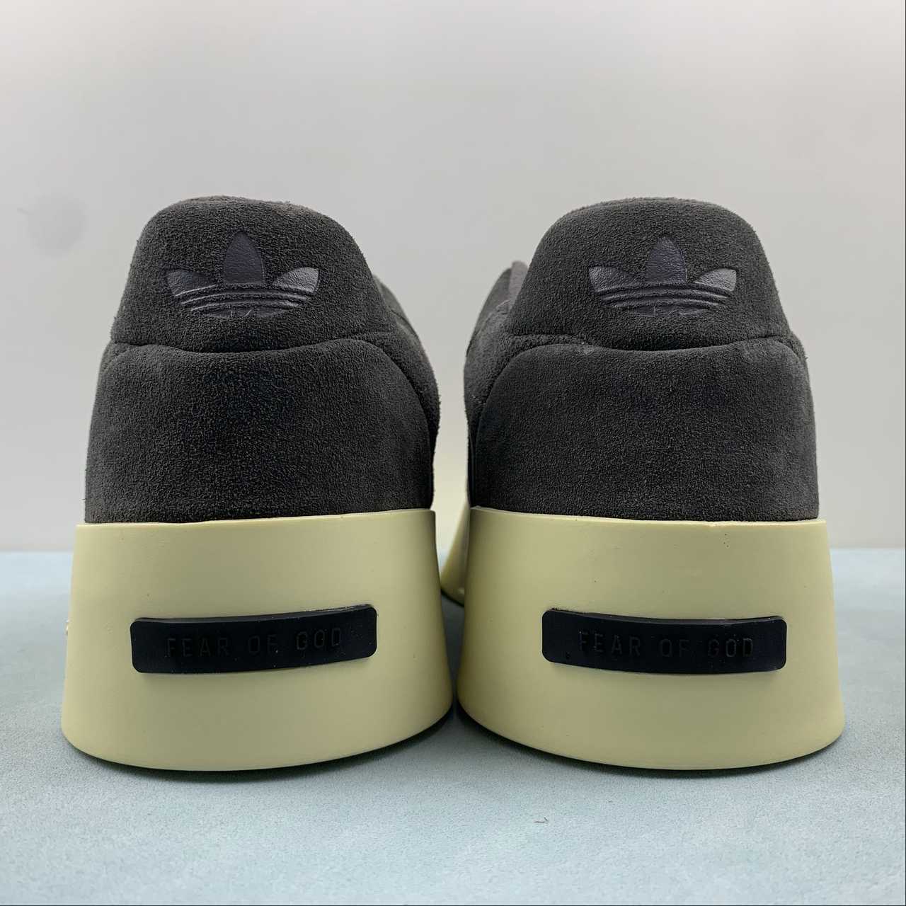 AD Athletics 86 Lo Carbon
