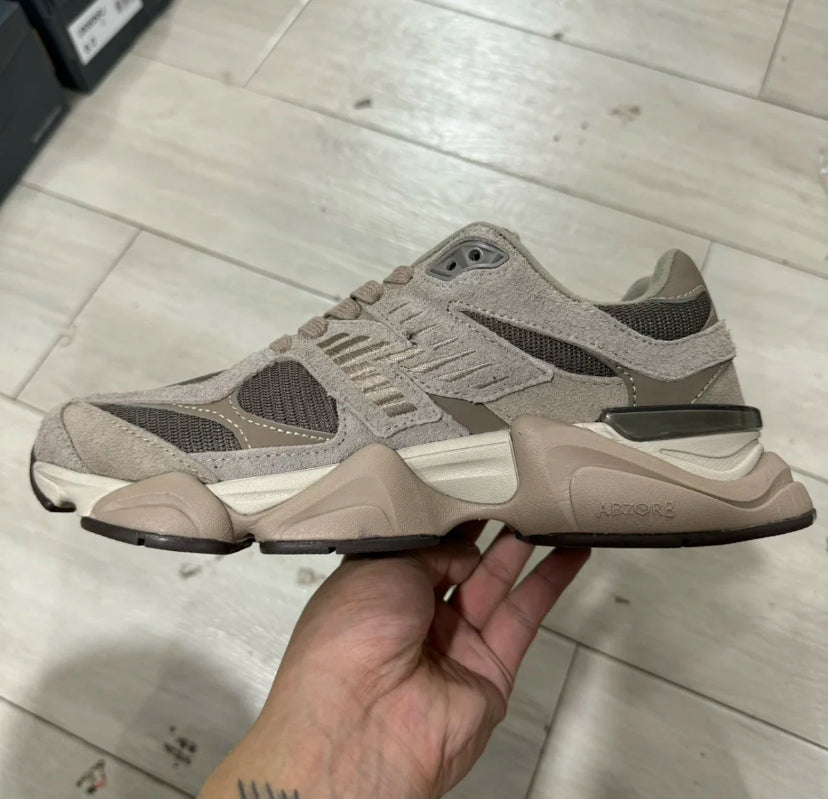 New Balance 9060 Mushroom Brown