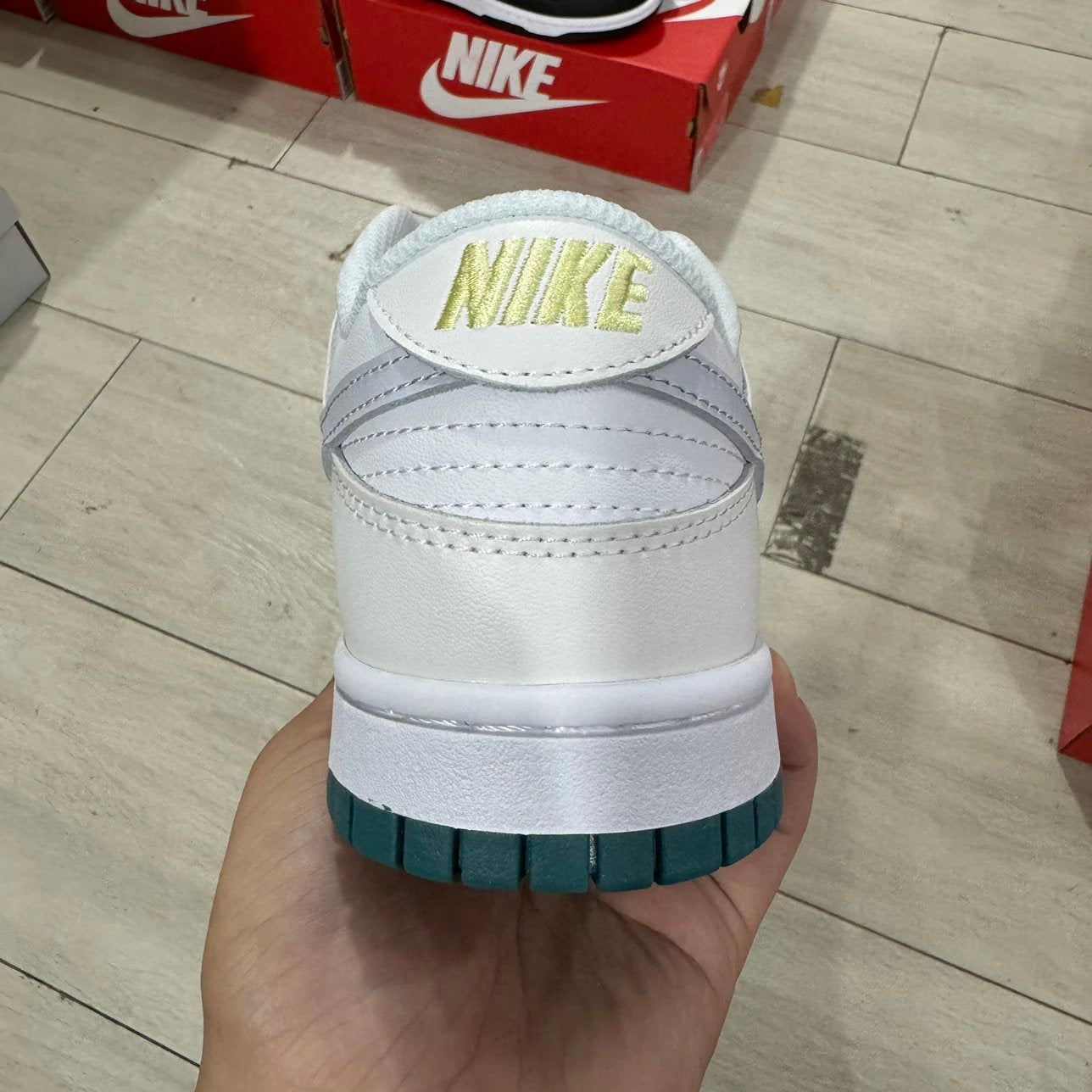 Low White