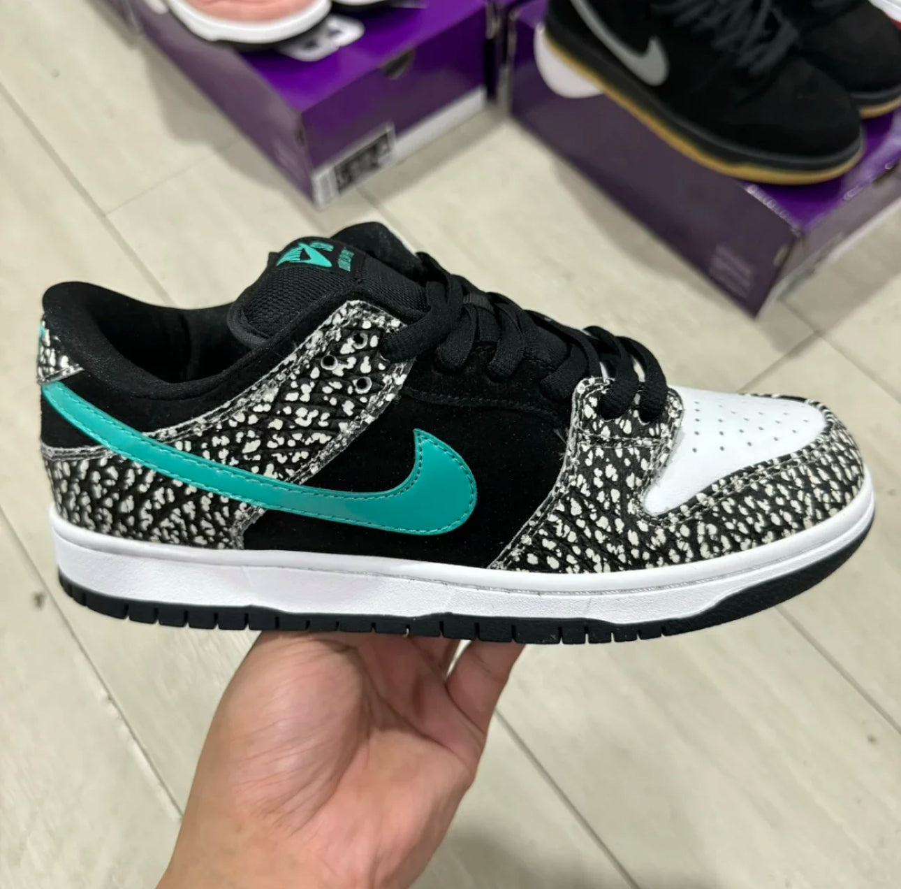 SB Dunk Low Atmos Elephant