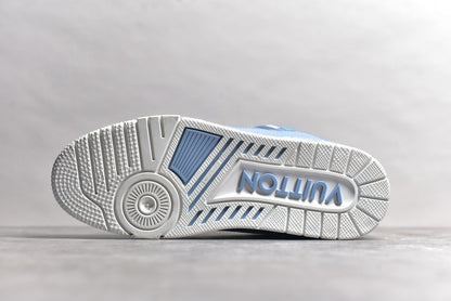 Trainer Light Blue