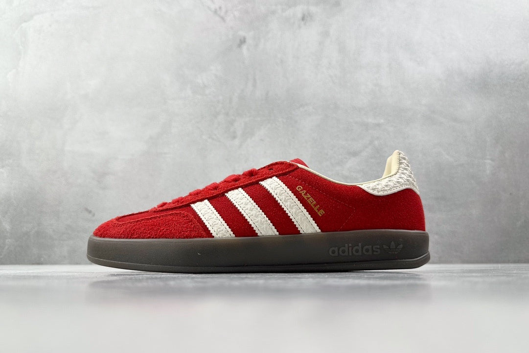 Samba Red White
