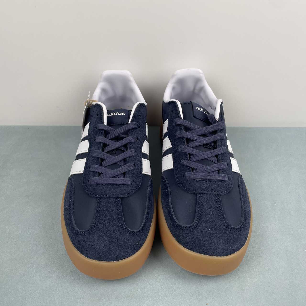 AD Barreda Decode Dark Blue White