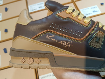Trainer Brown
