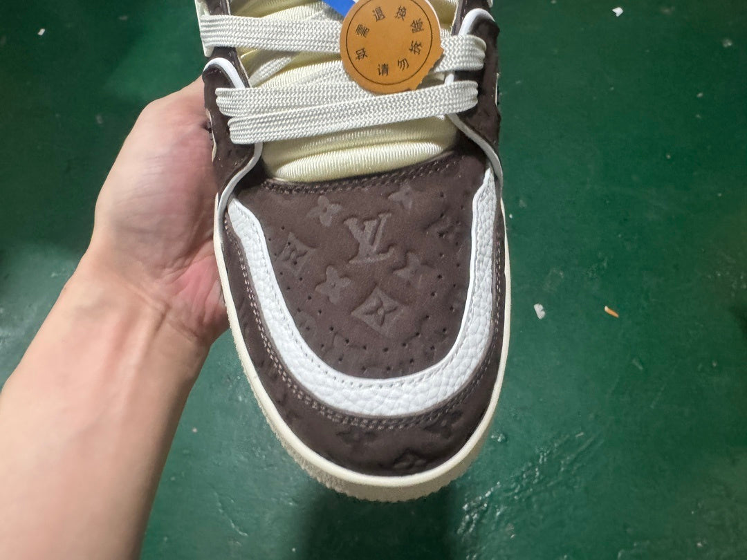 Trainer Brown