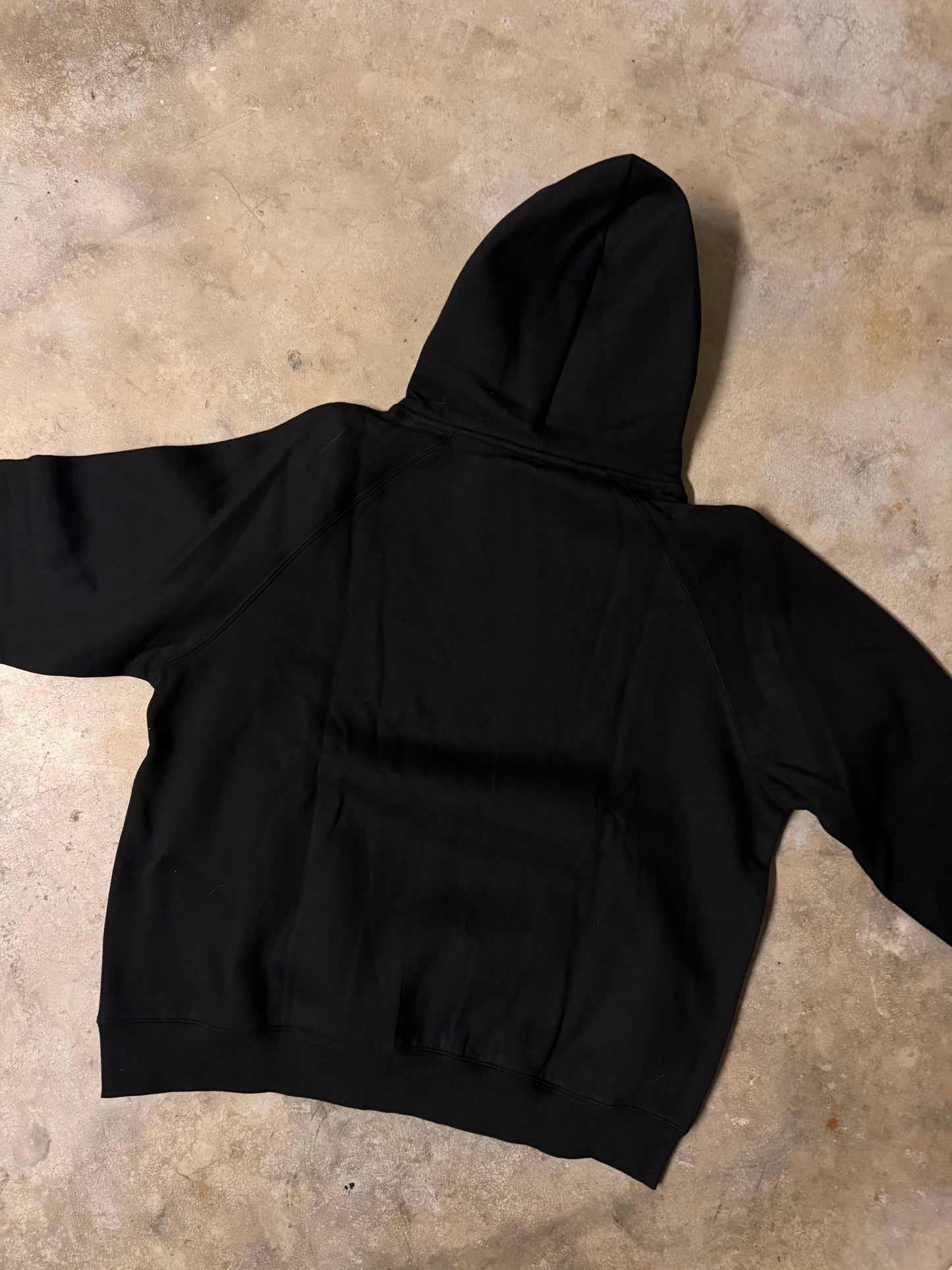 Essentials Black