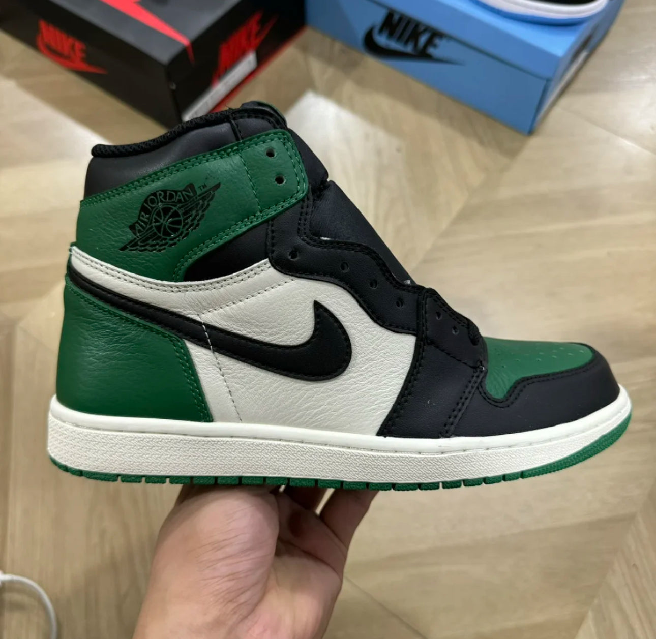 Air Jordan 1 High Pine Green