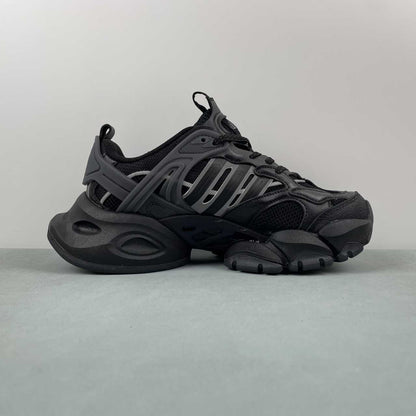 AD XLG Runner Deluxe Triple Black Grey